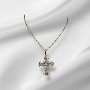 Elegant Gold Cross Pendant Necklace